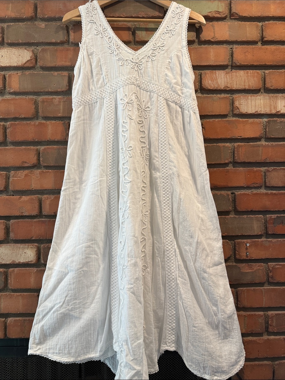 India Boutique White Embroidered V-Neck Maxi Dress